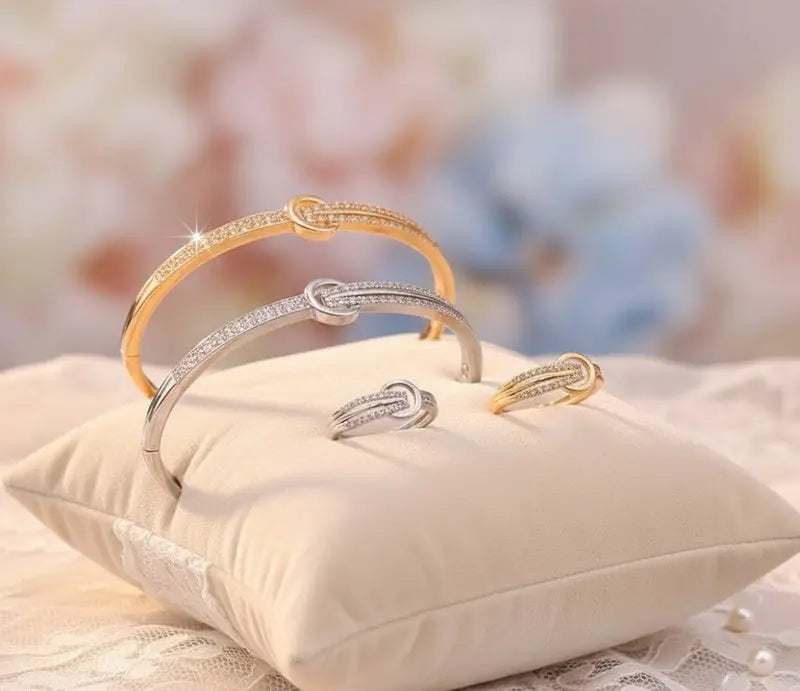 Circle Classic Interlocking Bangle & Ring Set | UAE | LuxeOasis 0ydufd-ig.myshopify.com